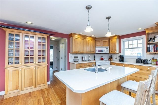 52 Albemarle Ave., Lexington, MA 02420