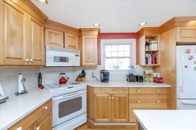 52 Albemarle Ave., Lexington, MA 02420