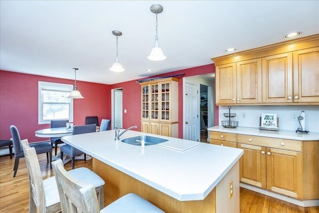 52 Albemarle Ave., Lexington, MA 02420