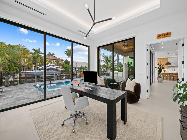 2420 NE 48th Street, Lighthouse Point, FL 33064