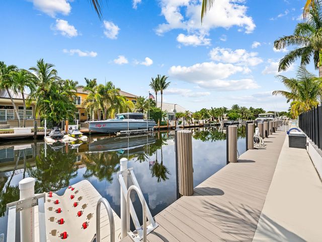 2420 NE 48th Street, Lighthouse Point, FL 33064