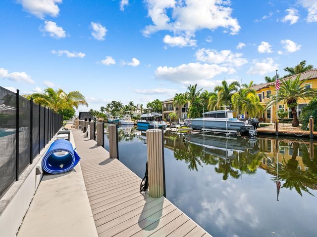 2420 NE 48th Street, Lighthouse Point, FL 33064