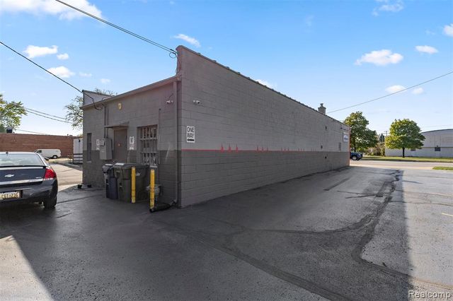 3769 Fort Street, Lincoln Park, MI 48146