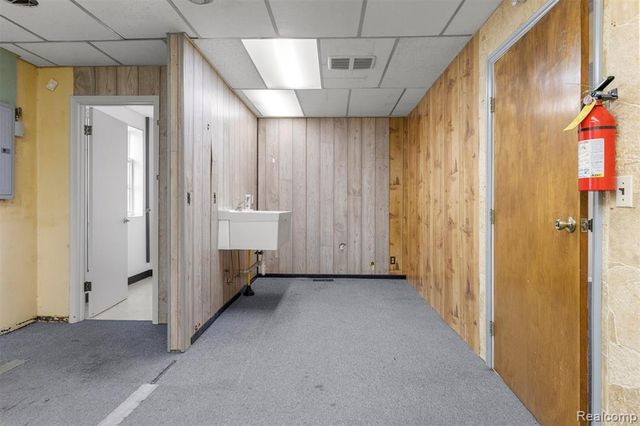 3769 Fort Street, Lincoln Park, MI 48146