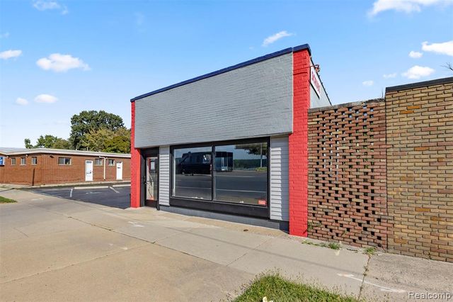 3769 Fort Street, Lincoln Park, MI 48146