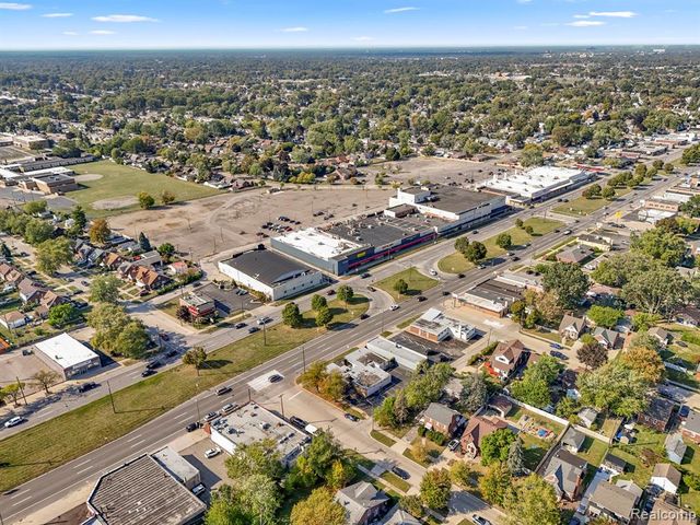 3769 Fort Street, Lincoln Park, MI 48146