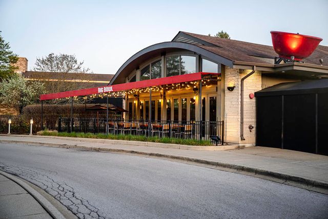 551 Yosemite Way, Mundelein, IL 60060