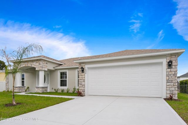 1098 Carthage Avenue NW, Palm Bay, FL 32907