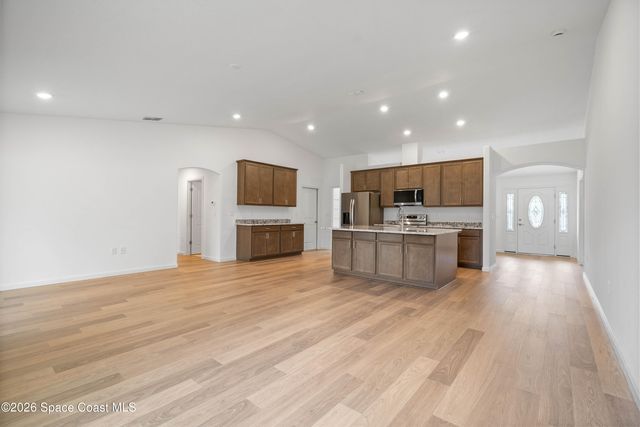 1098 Carthage Avenue NW, Palm Bay, FL 32907