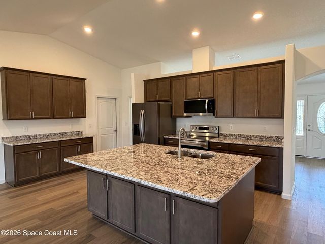 1098 Carthage Avenue NW, Palm Bay, FL 32907