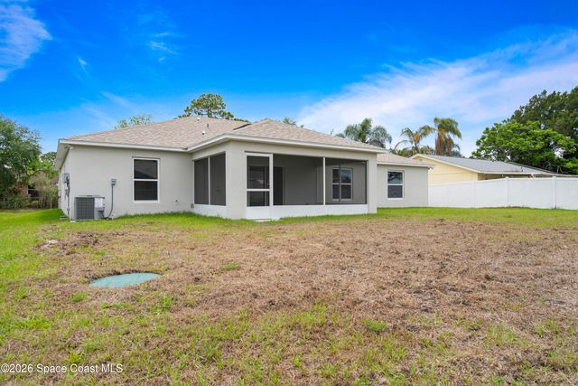 1098 Carthage Avenue NW, Palm Bay, FL 32907