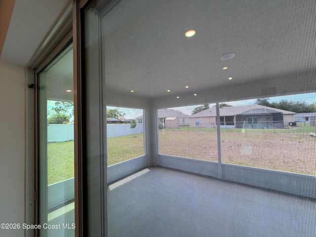 1098 Carthage Avenue NW, Palm Bay, FL 32907