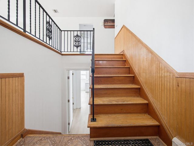 11 Willow Drive, Suffern, NY 10901