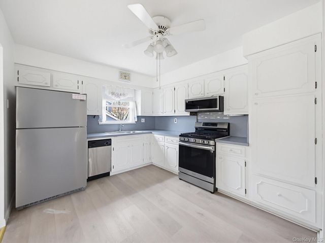 11 Willow Drive, Suffern, NY 10901