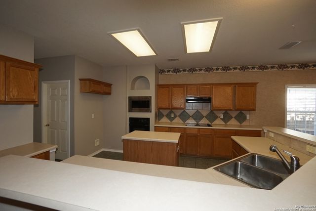 9515 Lupine Meadows, Helotes, TX 78023