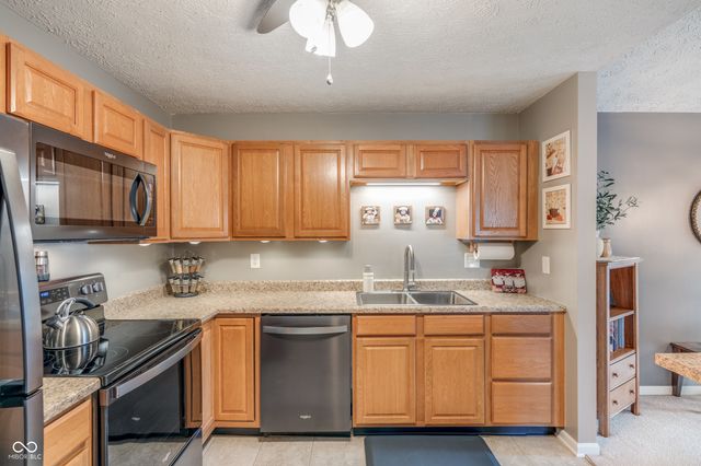 2755 Lakeshire Lane, Indianapolis, IN 46268