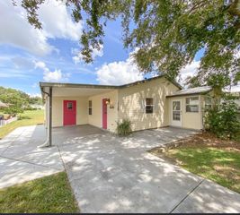 1729 LAUREN LANE, The Villages, FL 32159