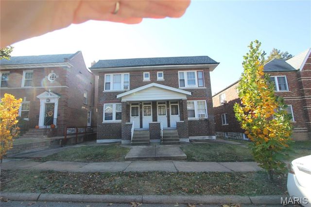 5424 Rhodes Avenue 2F, St Louis, MO 63109
