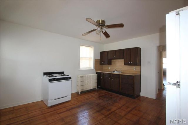 5424 Rhodes Avenue 2F, St Louis, MO 63109