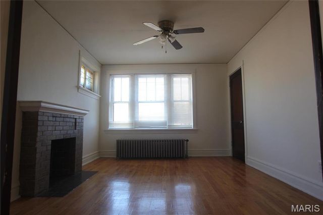 5424 Rhodes Avenue 2F, St Louis, MO 63109