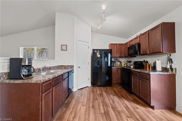 169 Delia Run, Madison, NC 27025