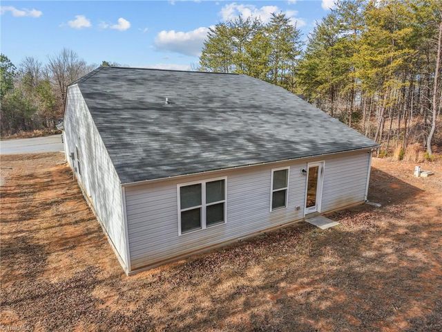 169 Delia Run, Madison, NC 27025
