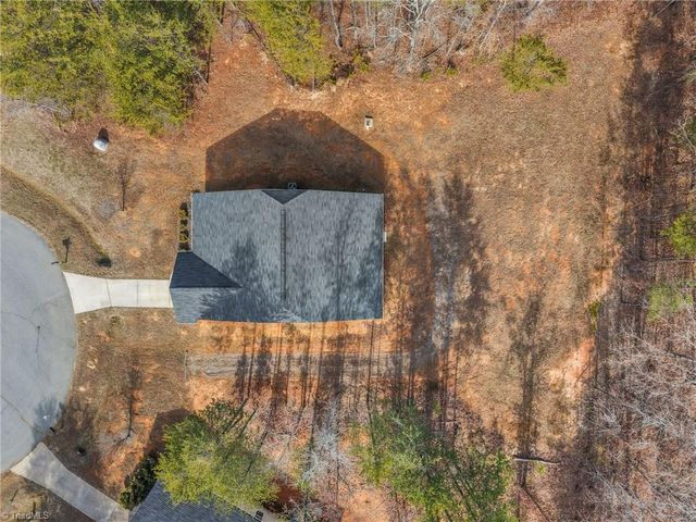 169 Delia Run, Madison, NC 27025
