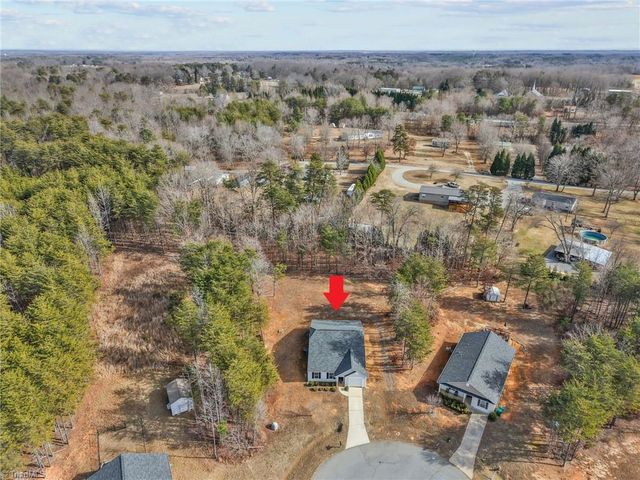 169 Delia Run, Madison, NC 27025