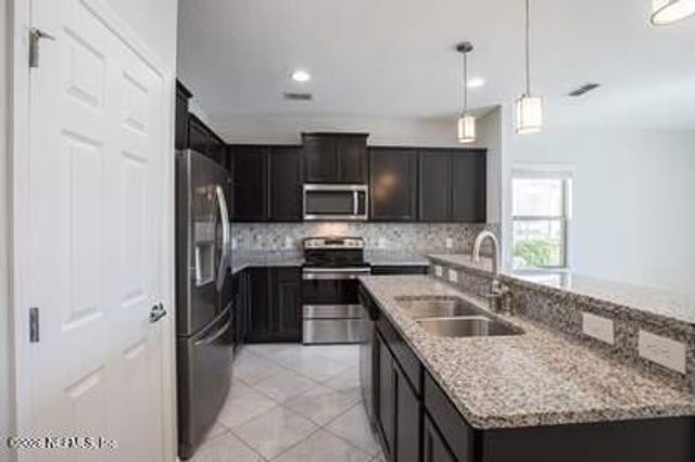 7028 BUTTERFLY Court, Jacksonville, FL 32258