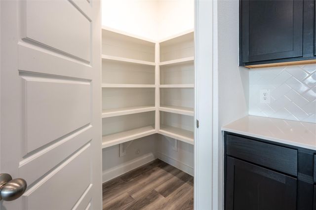 12327 Brandenburg Gate Dr Drive, Houston, TX 77047