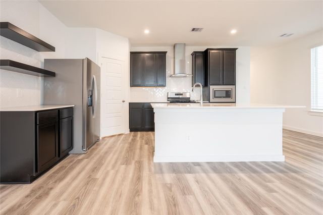 12327 Brandenburg Gate Dr Drive, Houston, TX 77047