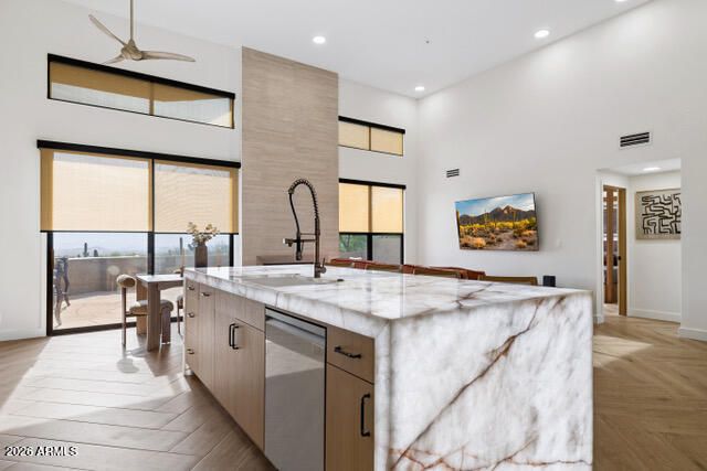 25555 N WINDY WALK Drive 77, Scottsdale, AZ 85255