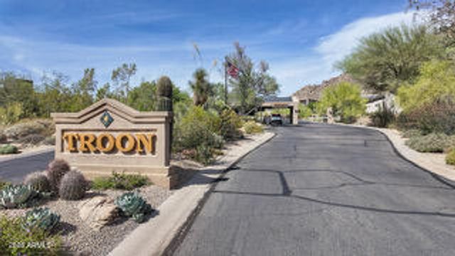 25555 N WINDY WALK Drive 77, Scottsdale, AZ 85255