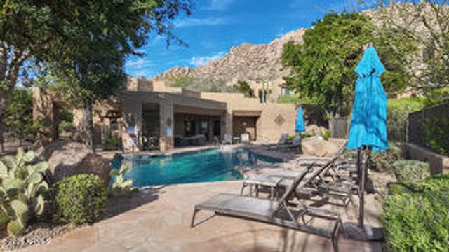 25555 N WINDY WALK Drive 77, Scottsdale, AZ 85255