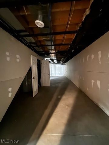 350 Urban Hill Road, Zanesville, OH 43701