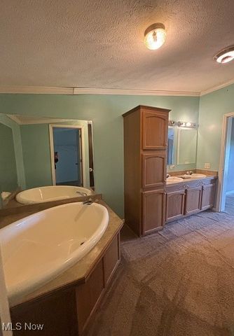 350 Urban Hill Road, Zanesville, OH 43701