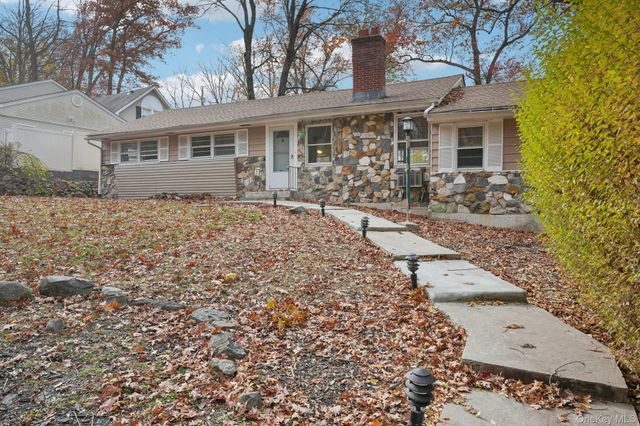 4 Council Crest Road, Sloatsburg, NY 10974