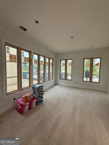 270 Central Avenue, Fayetteville, GA 30214