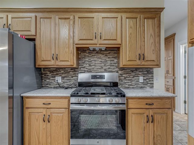 3110 Dans Court, Enid, OK 73703