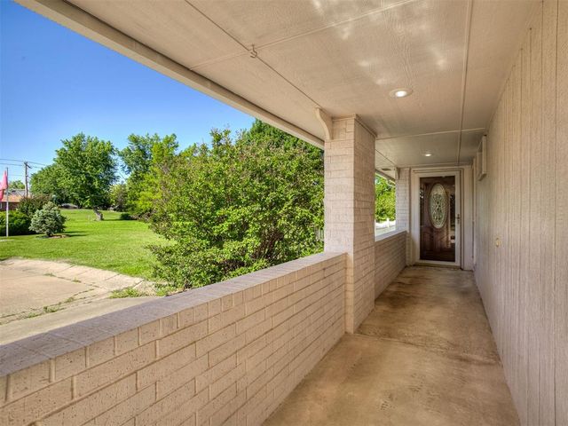 3110 Dans Court, Enid, OK 73703