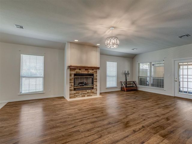 3110 Dans Court, Enid, OK 73703