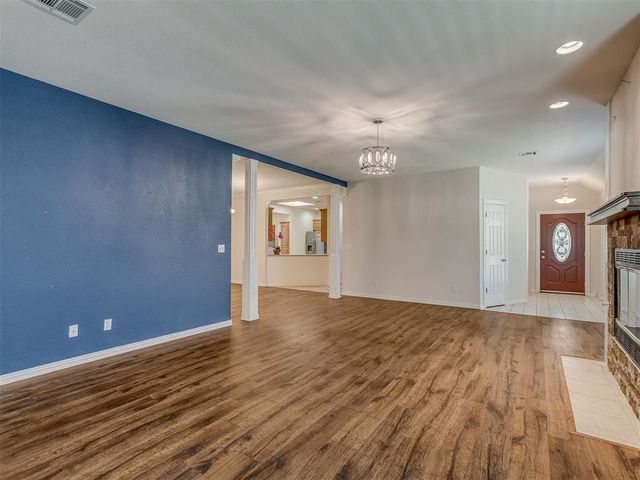 3110 Dans Court, Enid, OK 73703