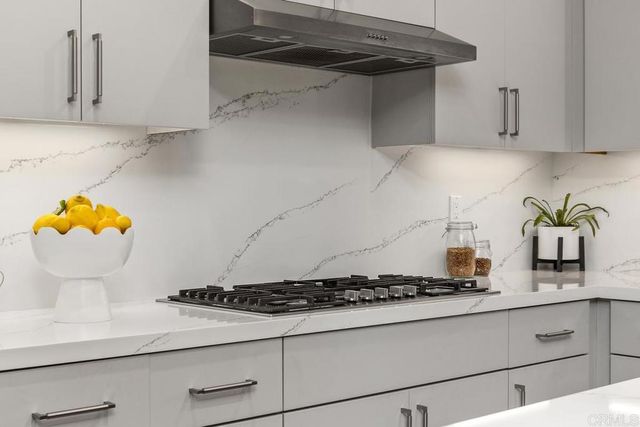 2409 Andersen Lane, Vista, CA 92084