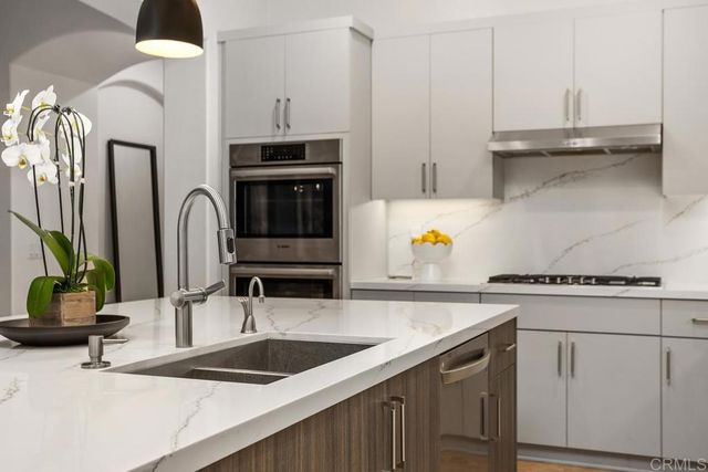 2409 Andersen Lane, Vista, CA 92084