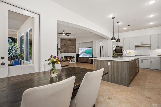 2409 Andersen Lane, Vista, CA 92084