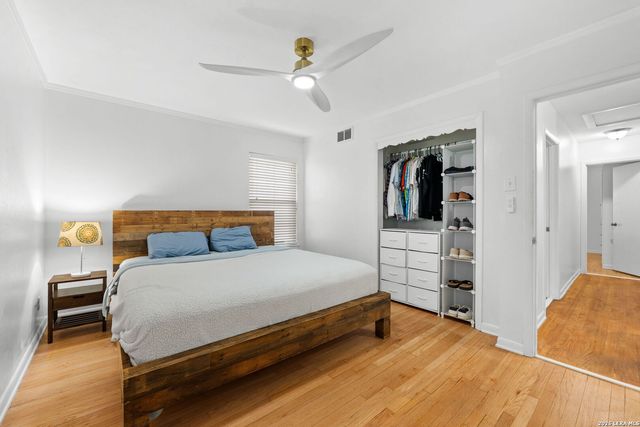 231 Tammy Dr, San Antonio, TX 78216