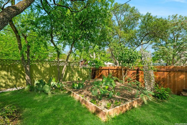 231 Tammy Dr, San Antonio, TX 78216