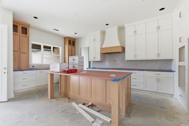 400 Kale Cove, Benton, AR 72019