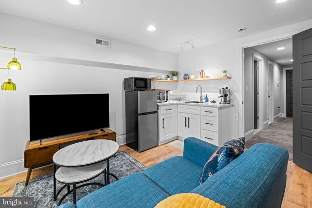 640 S LINWOOD AVE, Baltimore, MD 21224