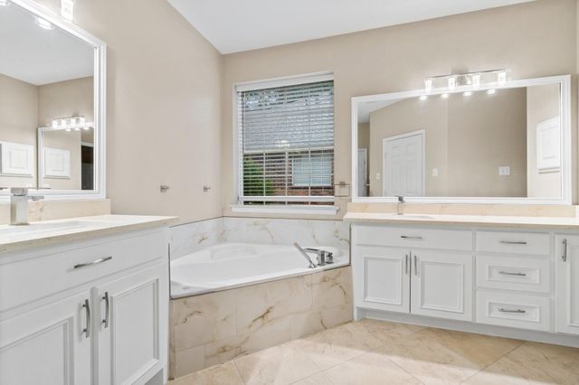83 Terraglen Drive, The Woodlands, TX 77382
